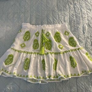 Elan White and Green Smocked Bubble Mini Skirt